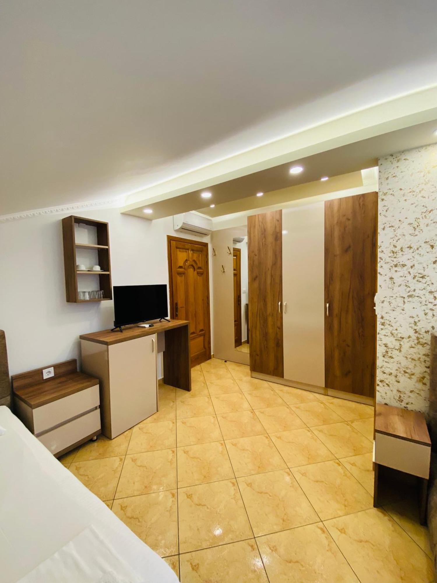 Apart Hotel Llolla Ulcinj Kültér fotó