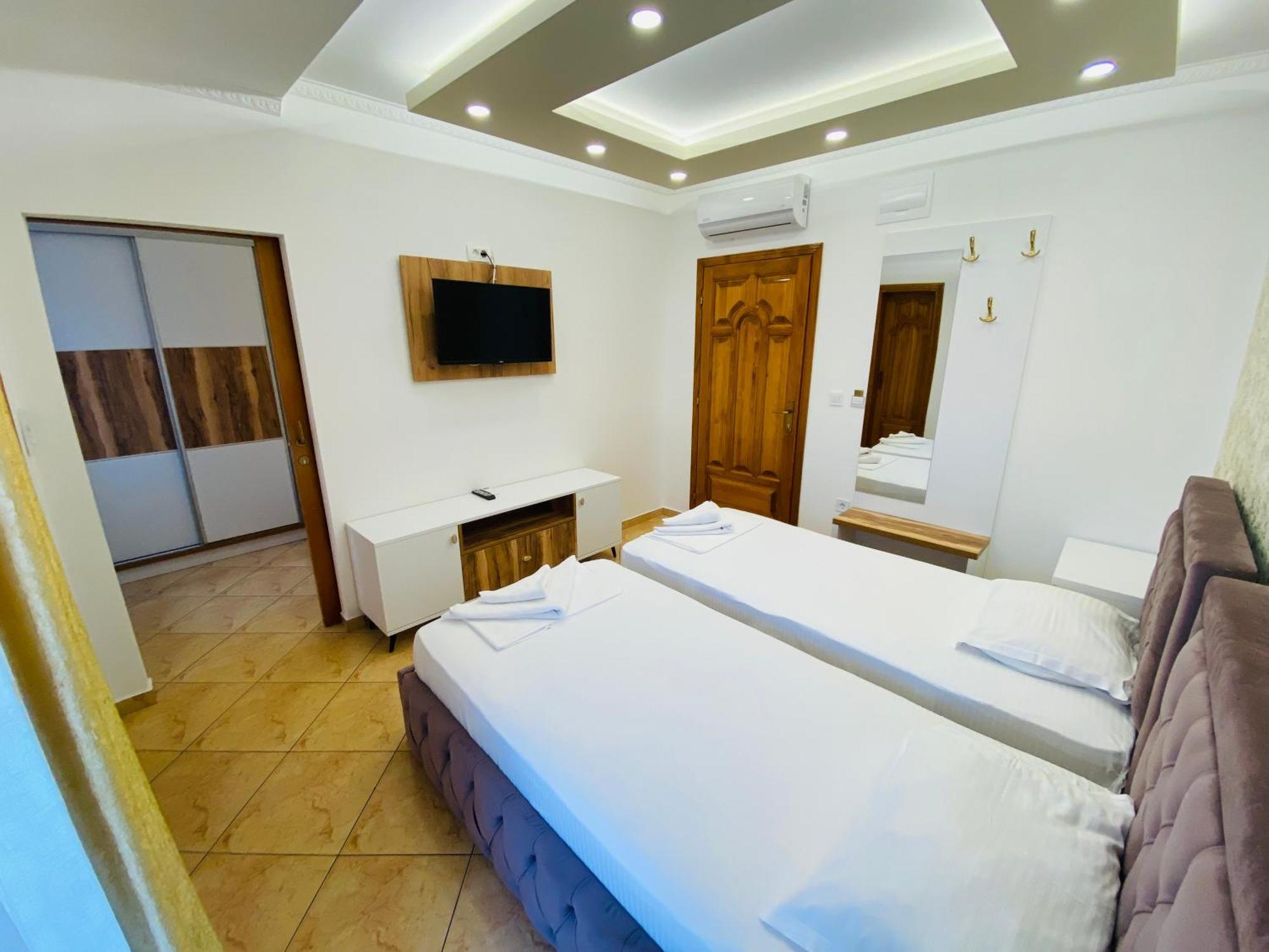 Apart Hotel Llolla Ulcinj Kültér fotó