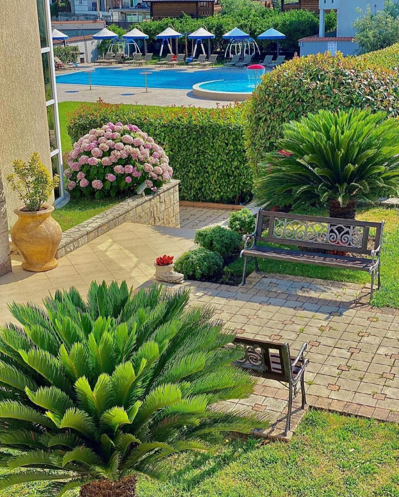 Apart Hotel Llolla Ulcinj Kültér fotó