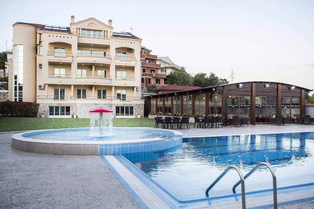 Apart Hotel Llolla Ulcinj Kültér fotó